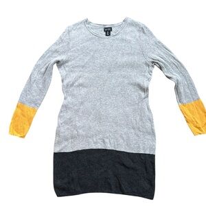 Nicole Miller NWTS Color Block Sweater Dress Gray‎ and Gold Size Large